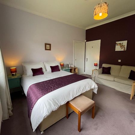 Blackburn Villa B&B Ayr Bagian luar foto