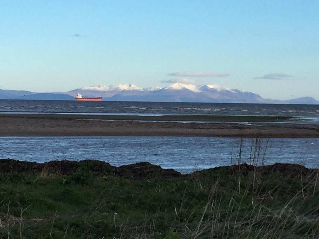 Blackburn Villa B&B Ayr Bagian luar foto