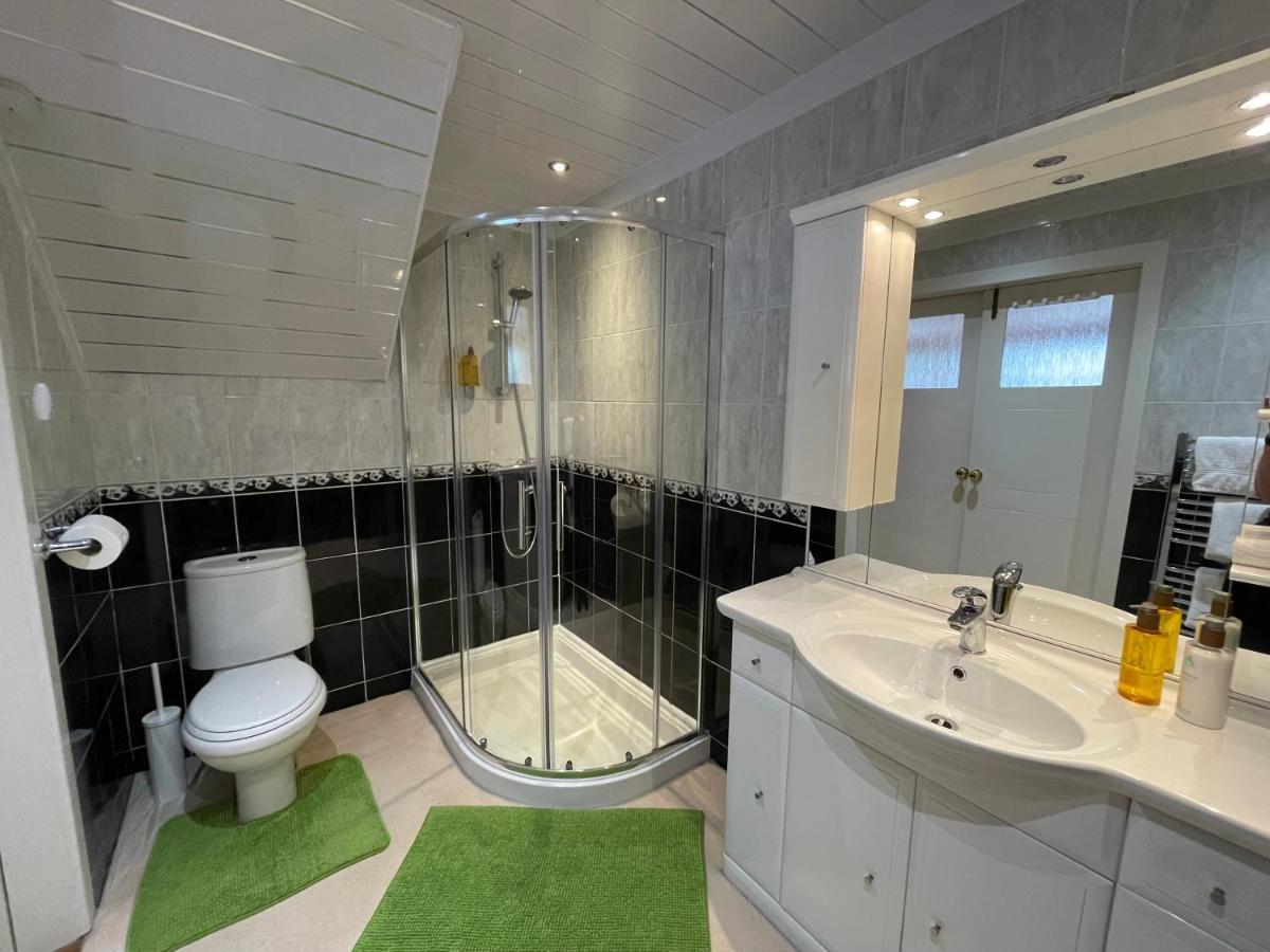 Blackburn Villa B&B Ayr Bagian luar foto