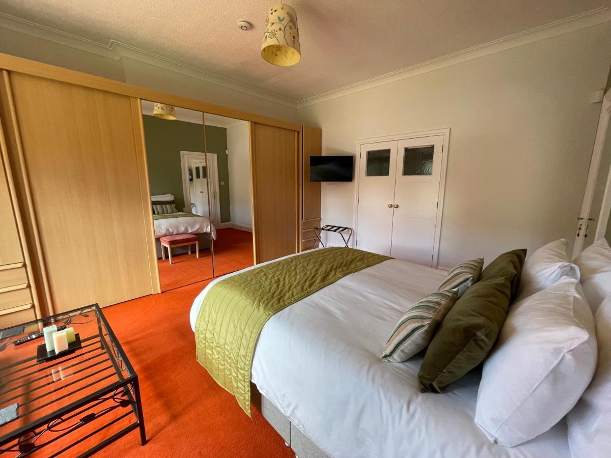 Blackburn Villa B&B Ayr Bagian luar foto